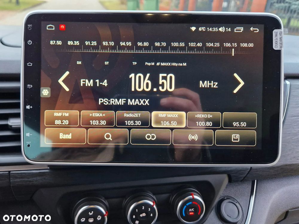 Renault Trafic 2.0 dCi - 31