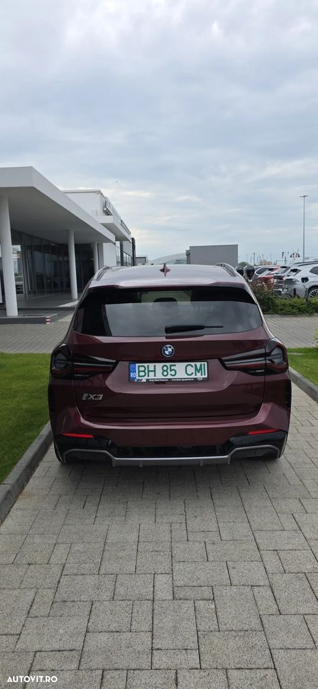 BMW iX3 Impressive - 5