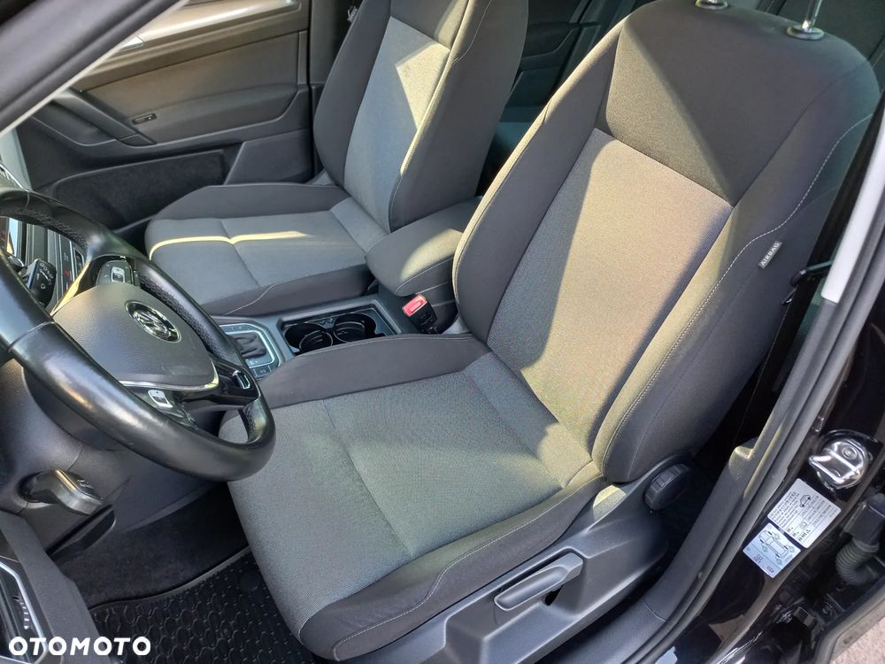 Volkswagen Golf Sportsvan 1.6 TDI BlueMotion Technology DSG Trendline - 23