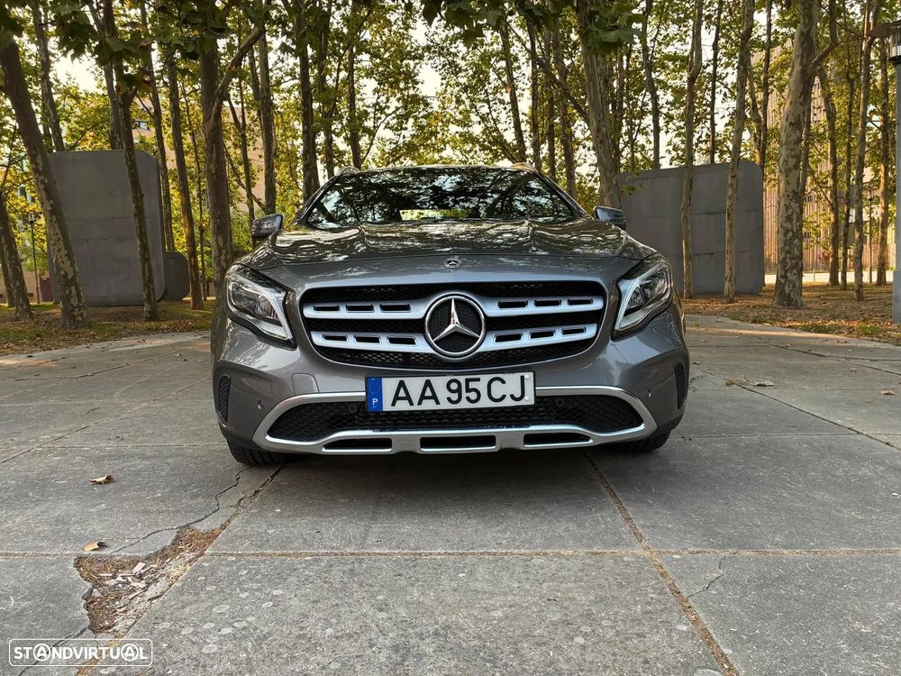 Mercedes-Benz GLA 250 4Matic 7G-DCT Style - 6