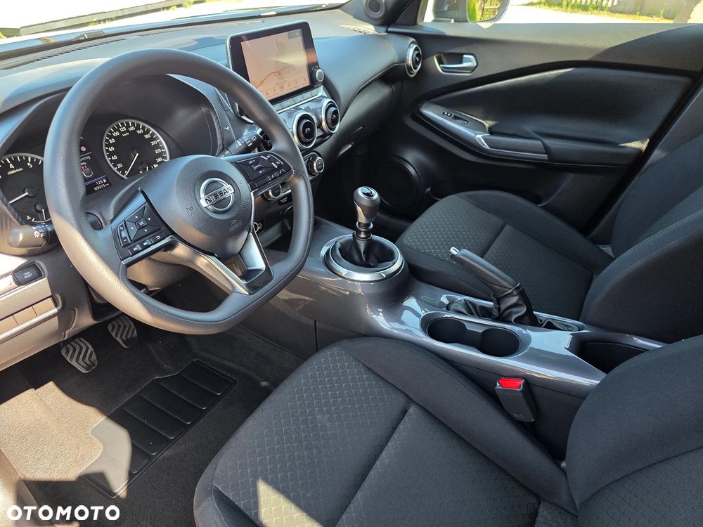 Nissan Juke 1.0 DIG-T N-Connecta - 16