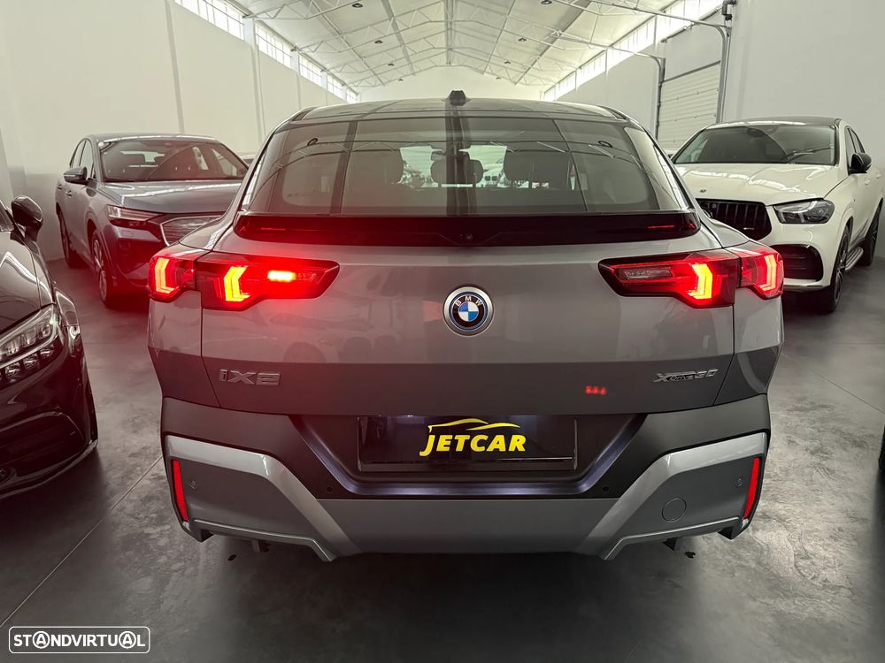 BMW iX2 xDrive30 - 15
