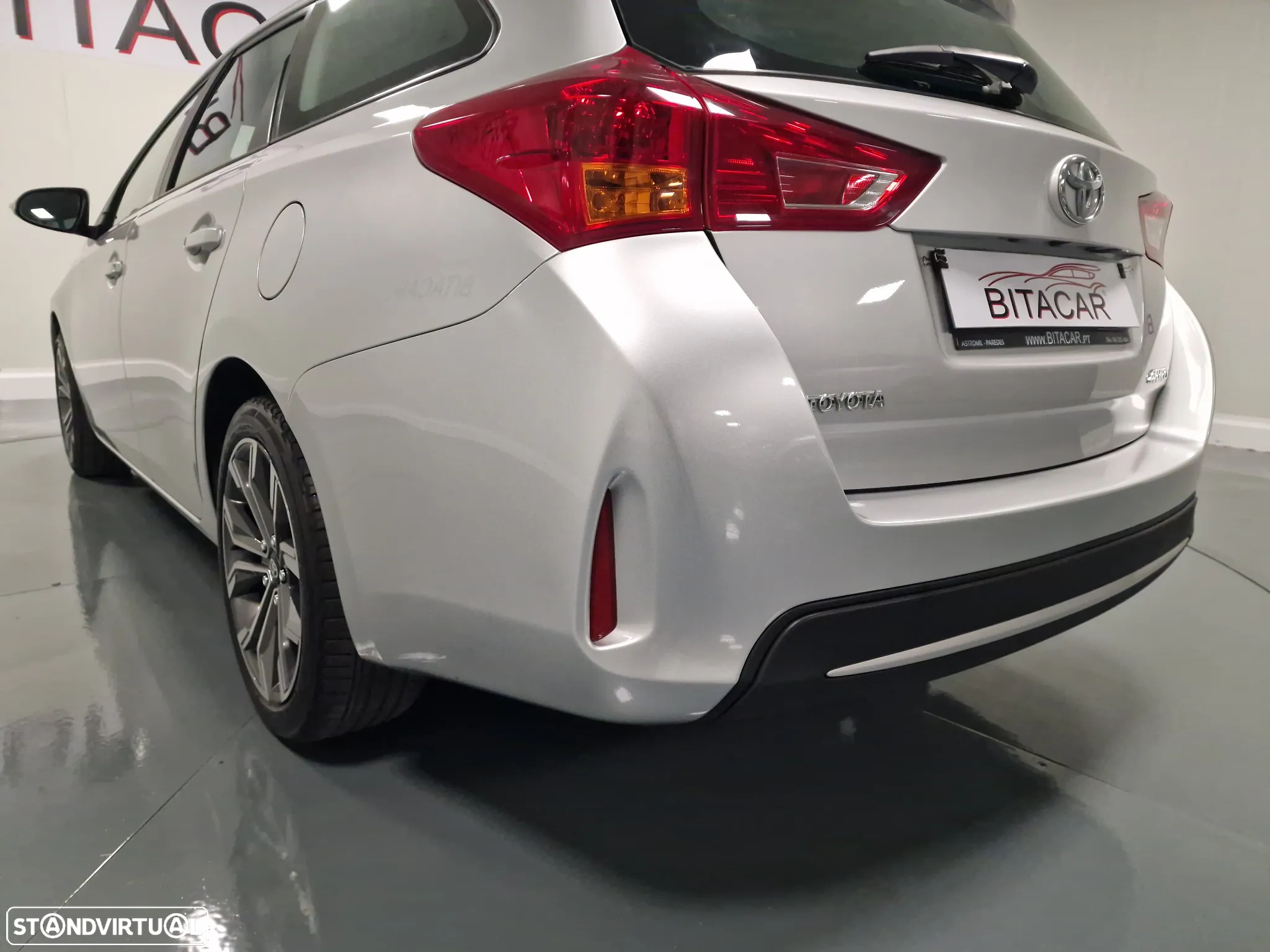 Toyota Auris Touring Sports 1.4 D-4D Comfort+J16 - 18