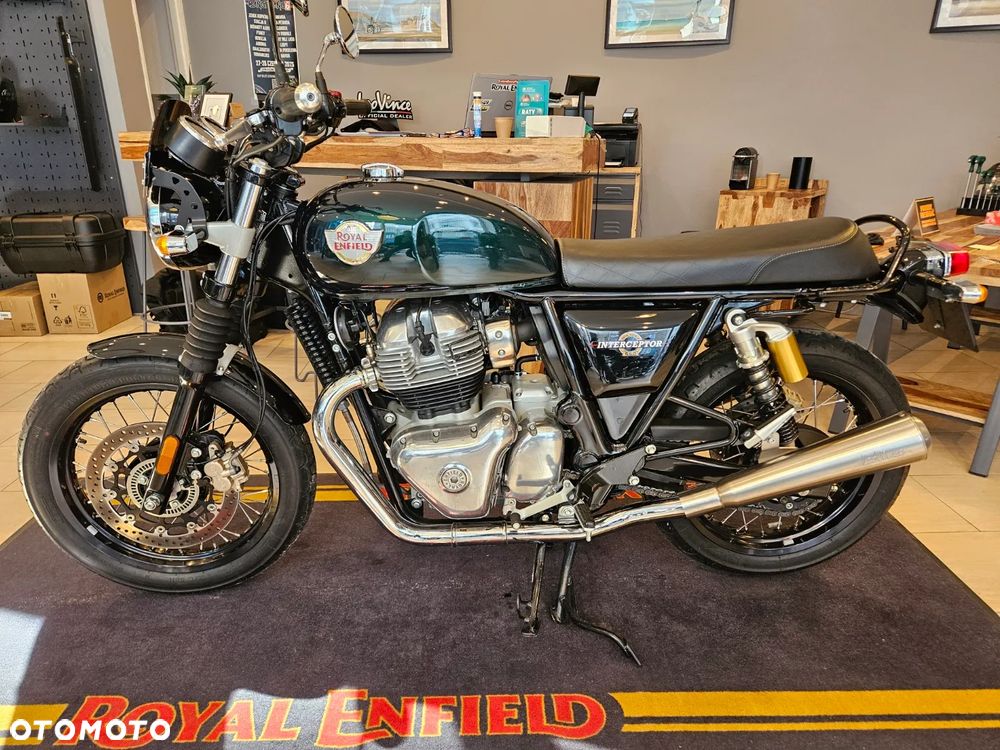 Royal Enfield Interceptor - 4