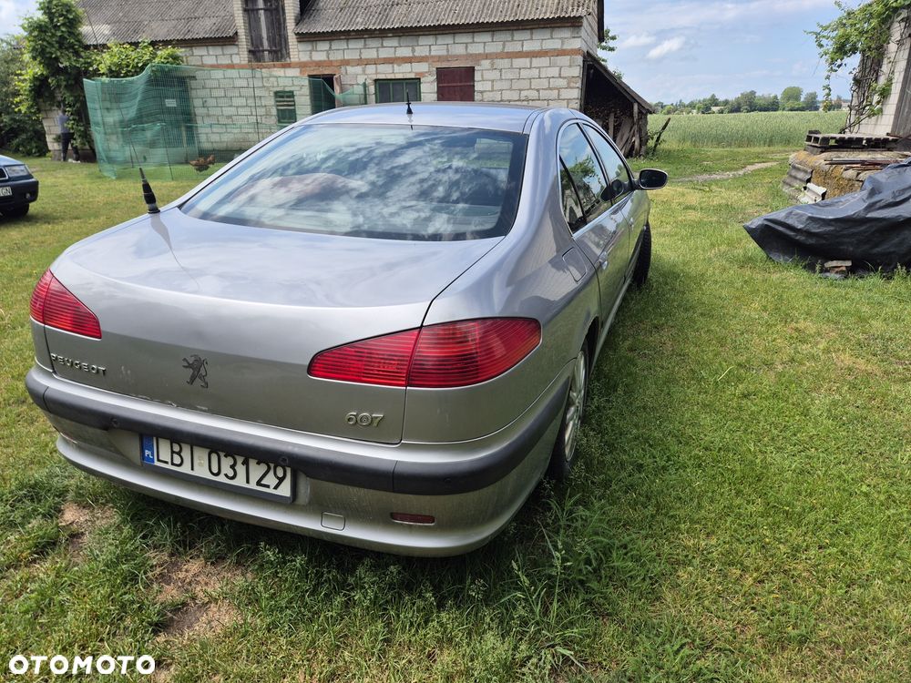 Peugeot 607 - 3