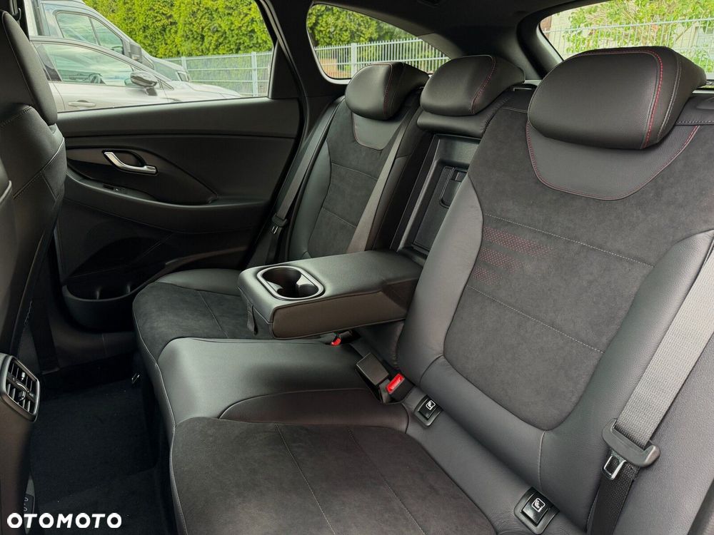 Hyundai i30 - 18