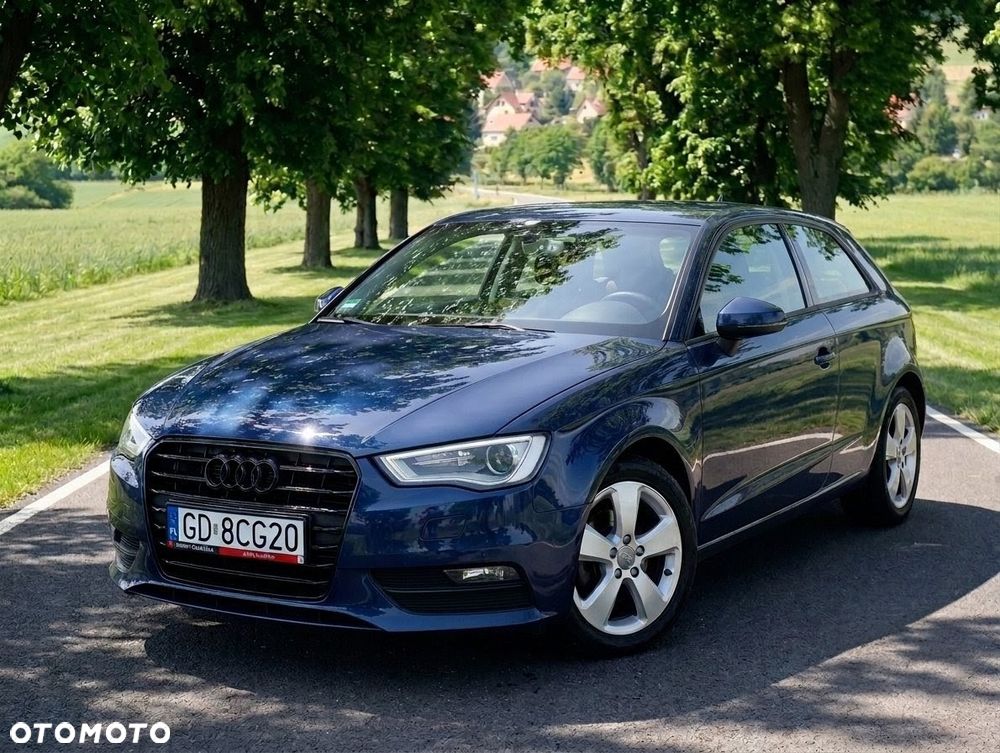 Audi A3 3-drzwiowe 1.6 TDI DPF Ambition - 1
