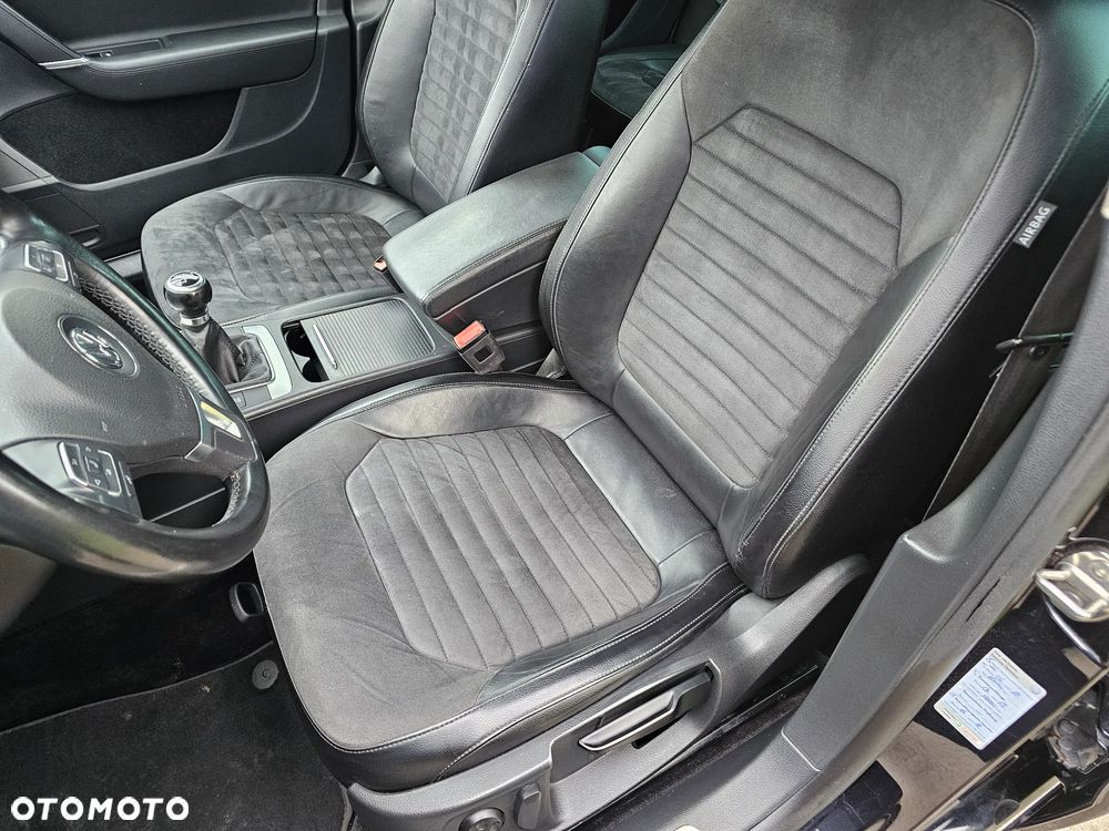 Volkswagen Passat 2.0 TDI Highline - 10