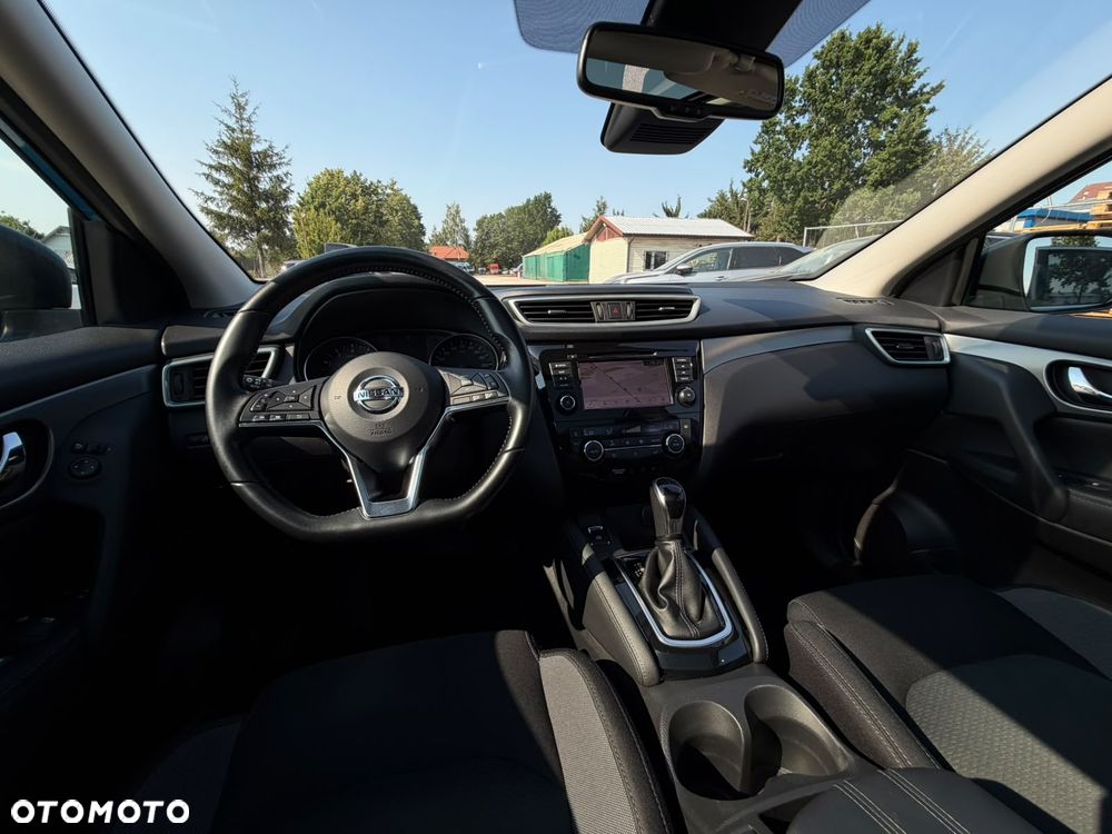 Nissan Qashqai 1.3 DIG-T DCT N-CONNECTA - 30