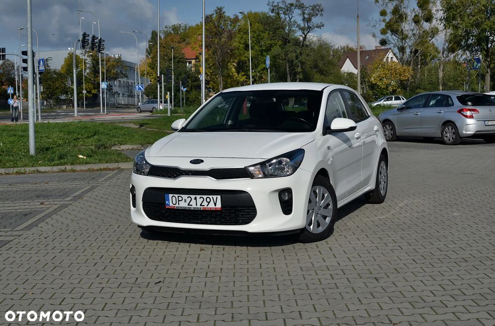 Kia Rio - 1