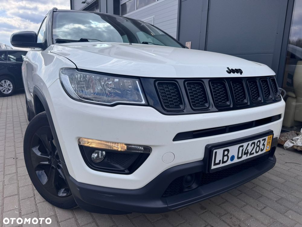 Jeep Compass - 25