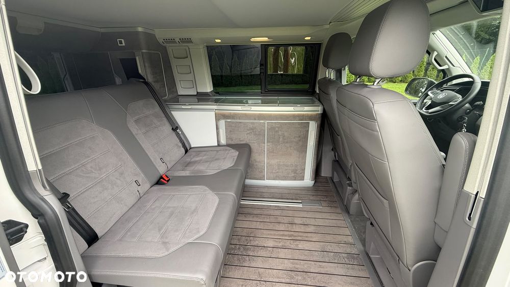 Volkswagen California - 11
