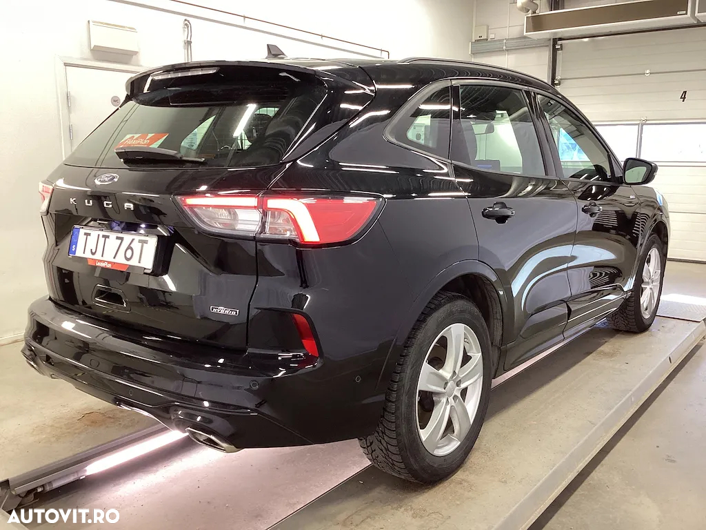 Ford Kuga - 2