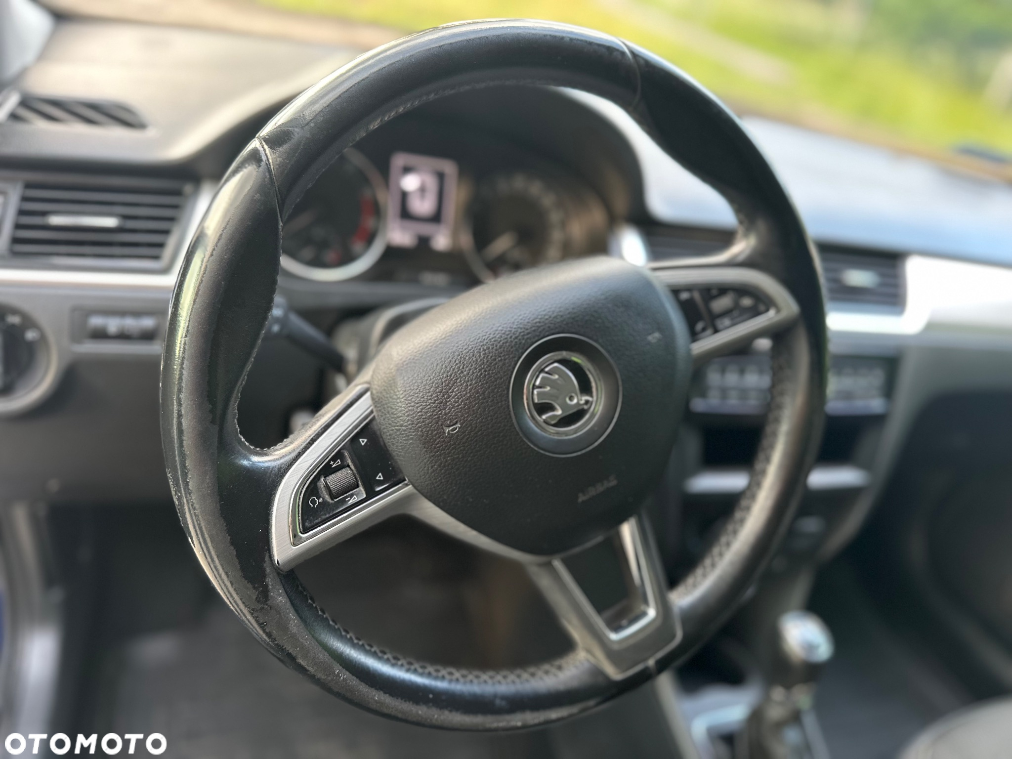 Skoda RAPID 1.2 TSI Style - 9