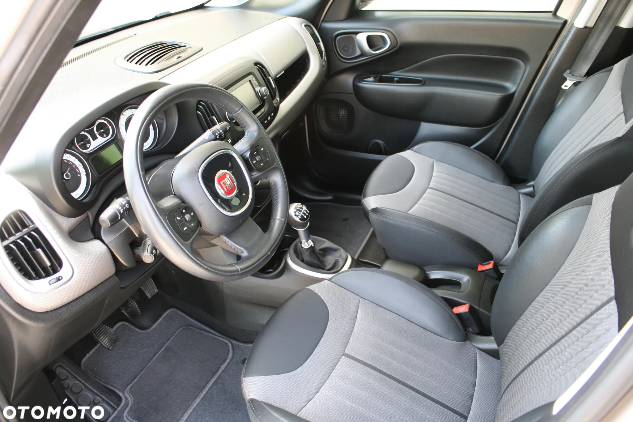 Fiat 500L - 12