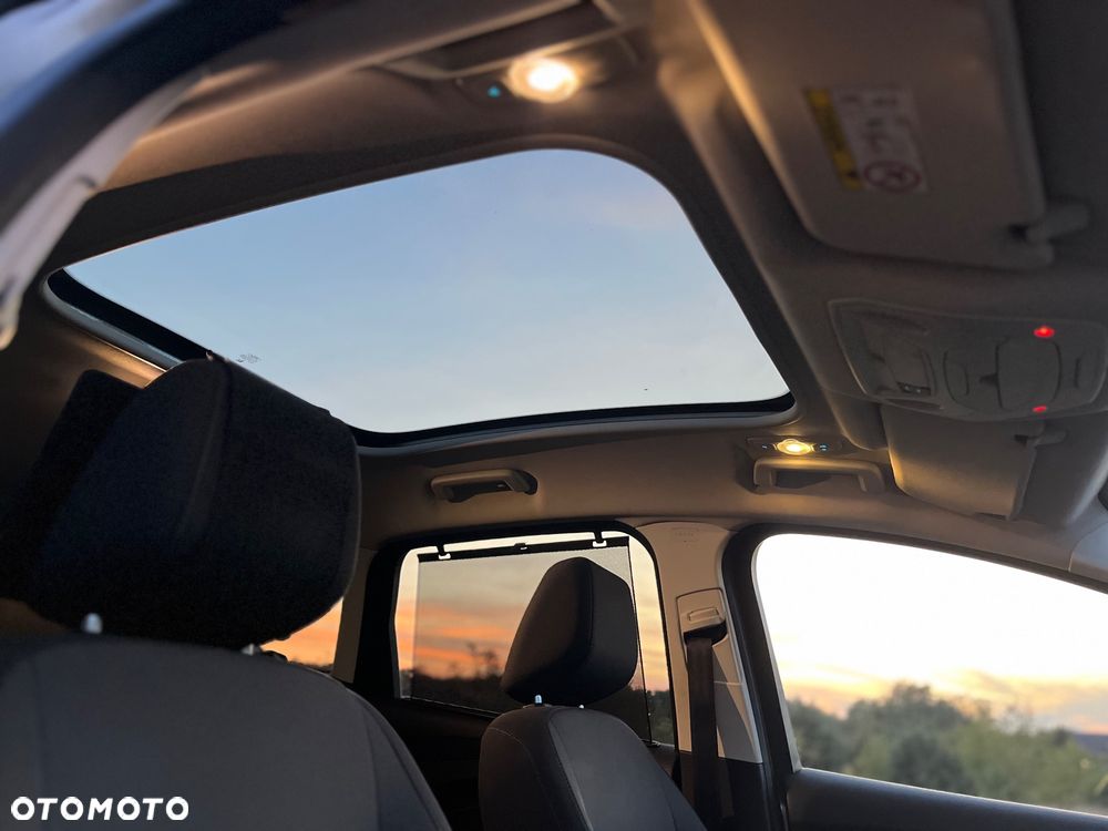 Ford C-MAX 2.0 TDCi Start-Stop-System Titanium - 38