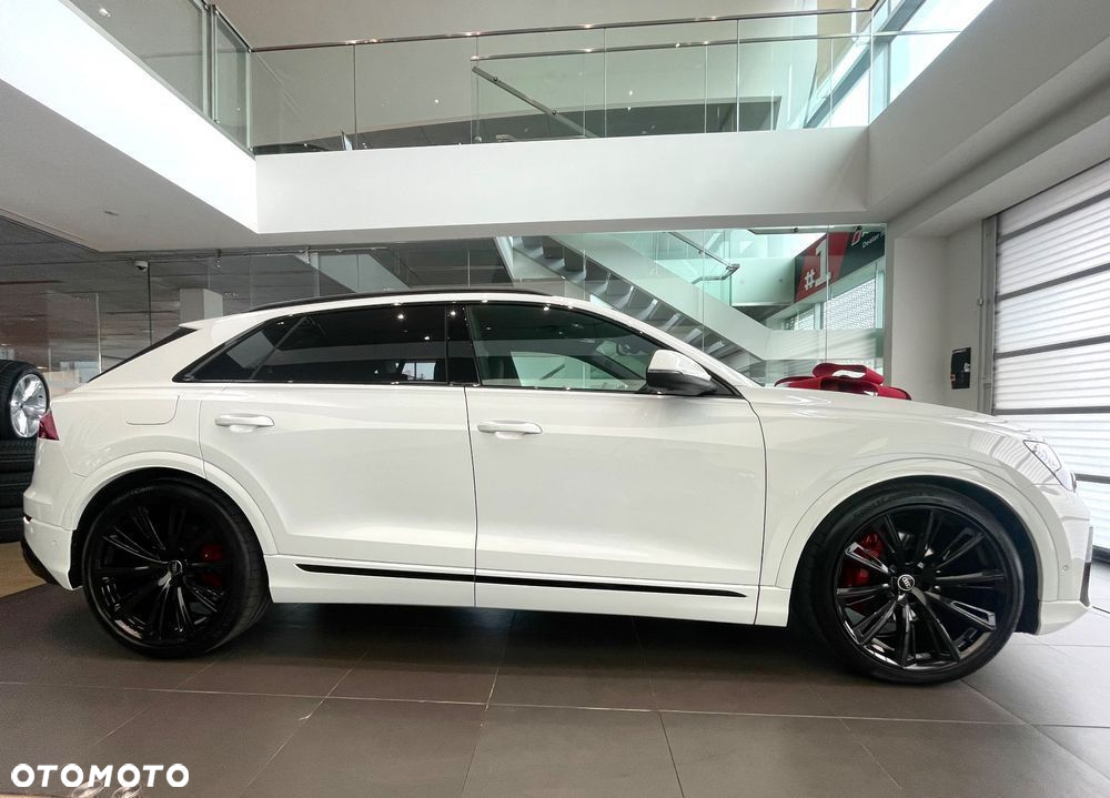Audi Q8 - 32