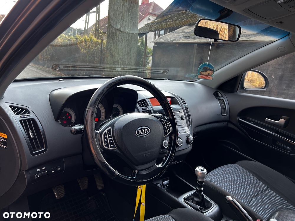 Kia Ceed 1.6 Crdi Comfort + - 12