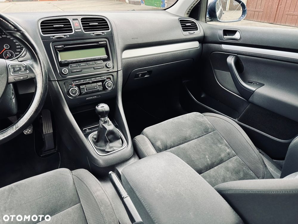 Volkswagen Golf 1.6 TDI DPF Highline - 20