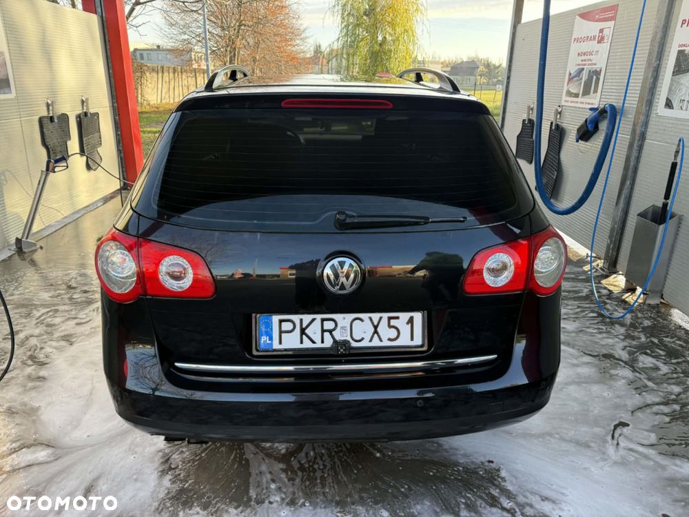 Volkswagen Passat - 2