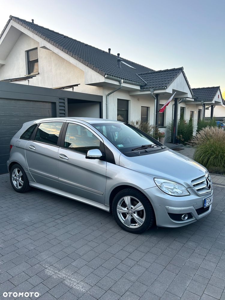 Mercedes-Benz Klasa B 180 CDI - 2