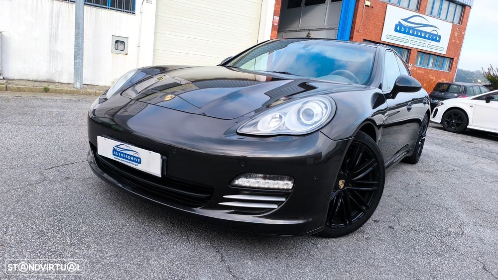 Porsche Panamera 4 Platinum Edition PDK - 5
