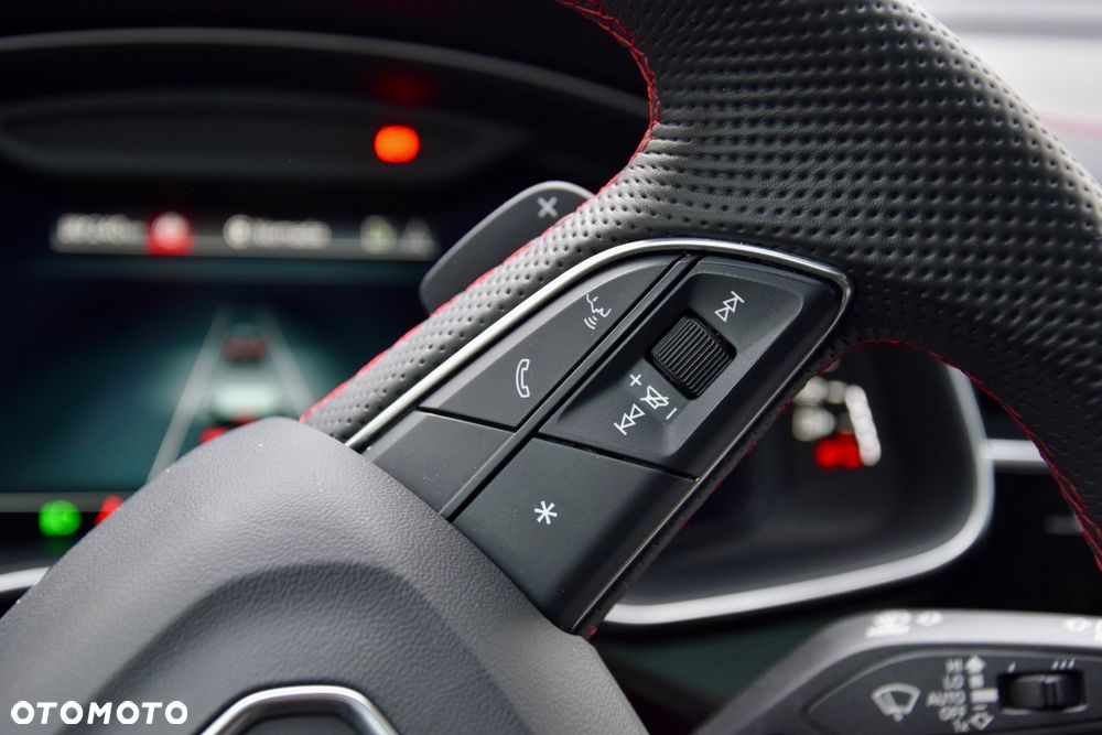 Audi Q7 TFSI e PHEV 360 kW Quattro S Line Tiptr - 34