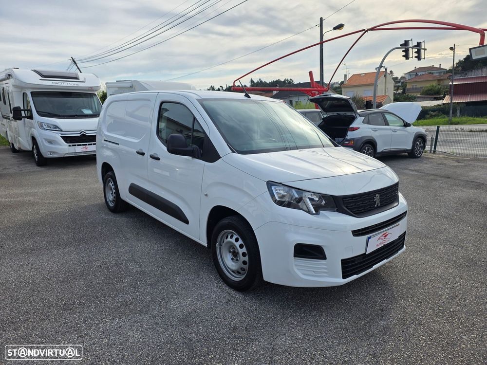 Peugeot Partner 1.5 BlueHDi Asphalt Longa - 3