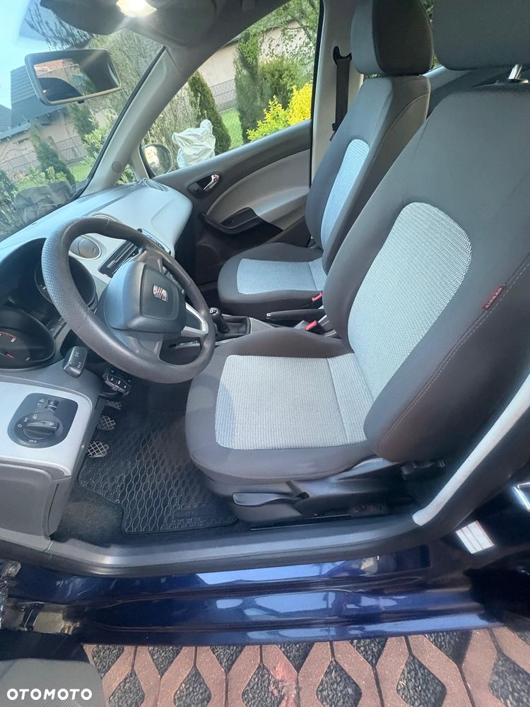 Seat Ibiza 1.4 16V Reference - 9
