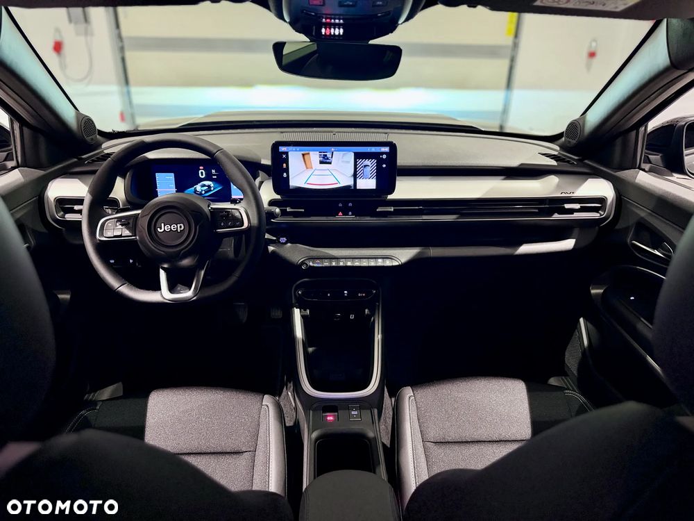 Jeep Avenger 1.2 T3 mHEV Summit FWD eDCT6 - 17