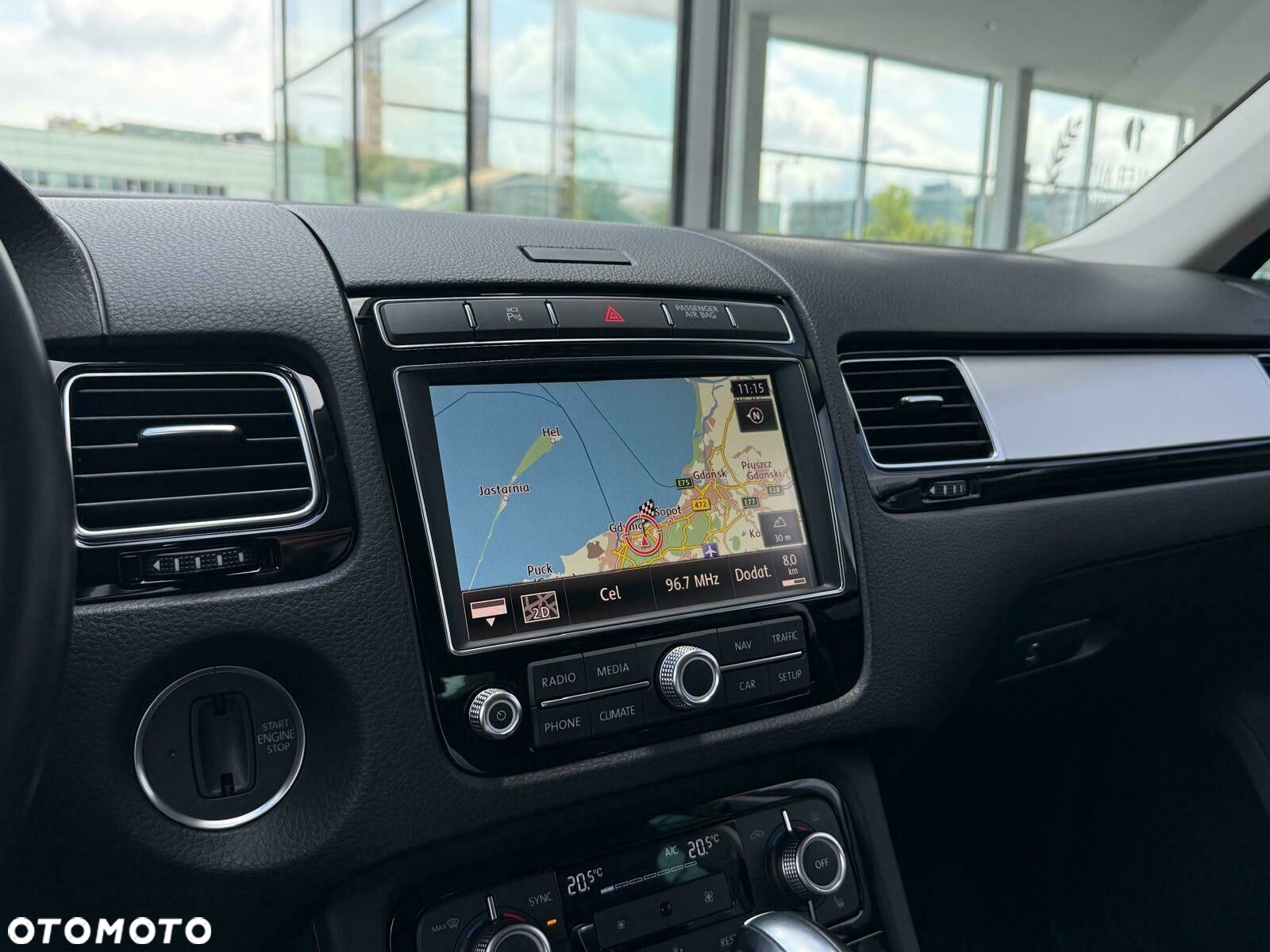 Volkswagen Touareg - 19