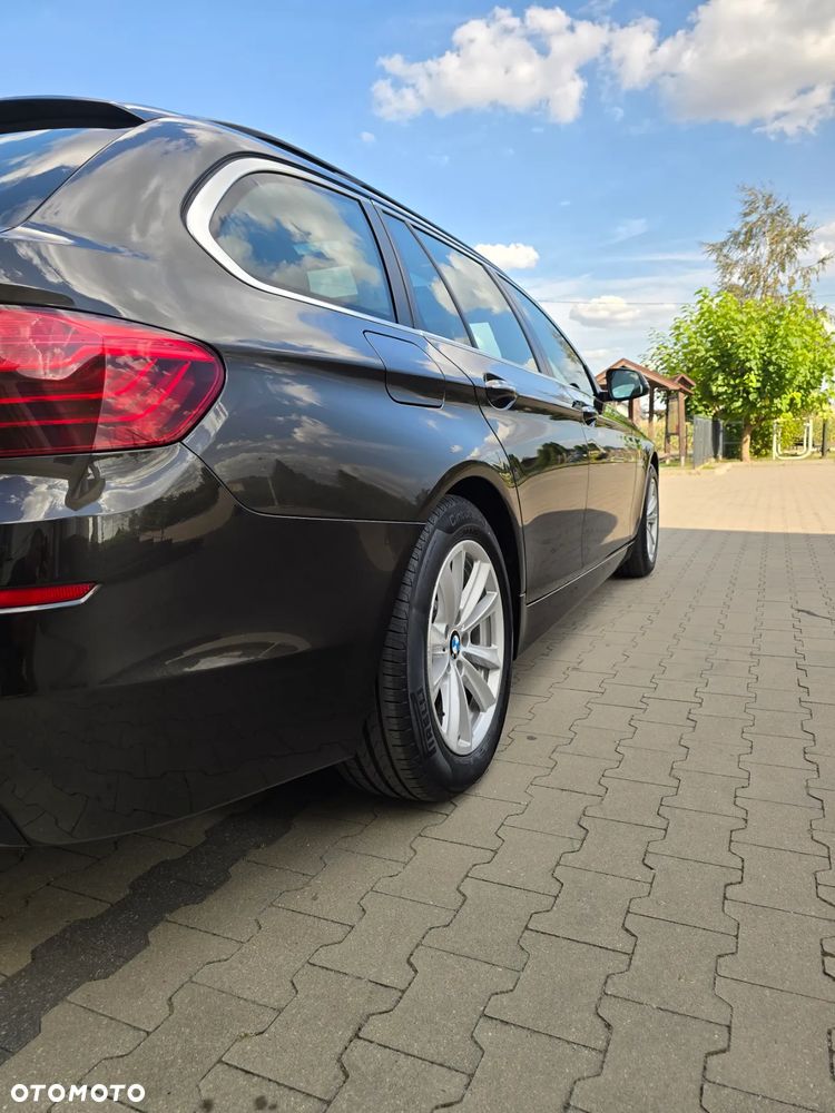 BMW Seria 5 520d Touring Luxury Line - 18