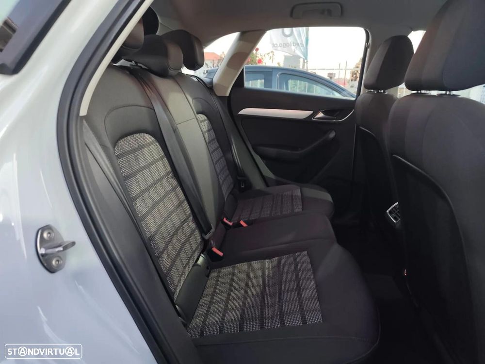 Audi Q3 2.0 TDI Sport - 18