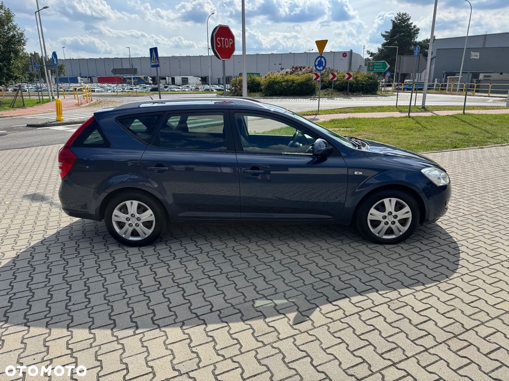 Kia Ceed - 2