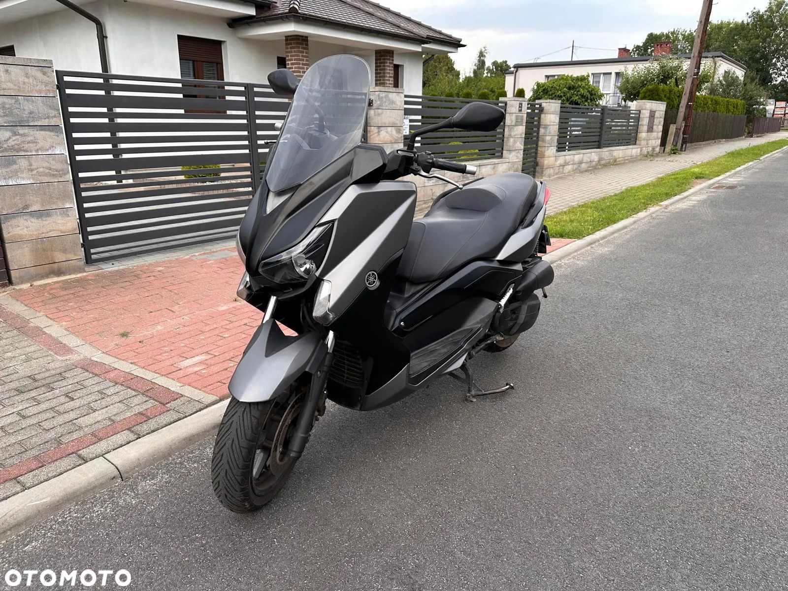 Yamaha X-max - 1