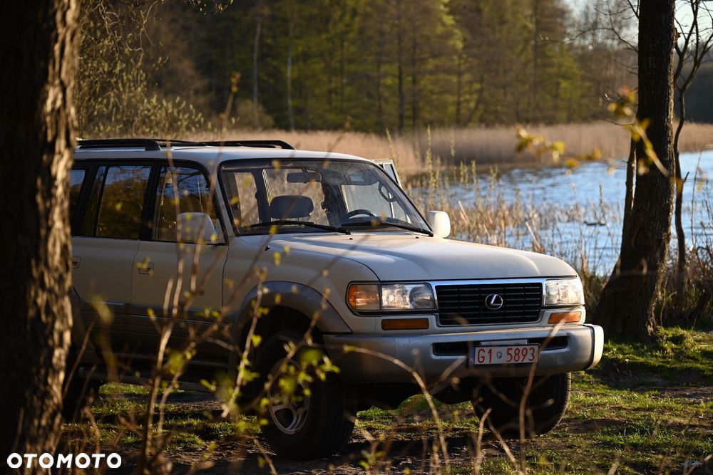 Lexus LX - 1