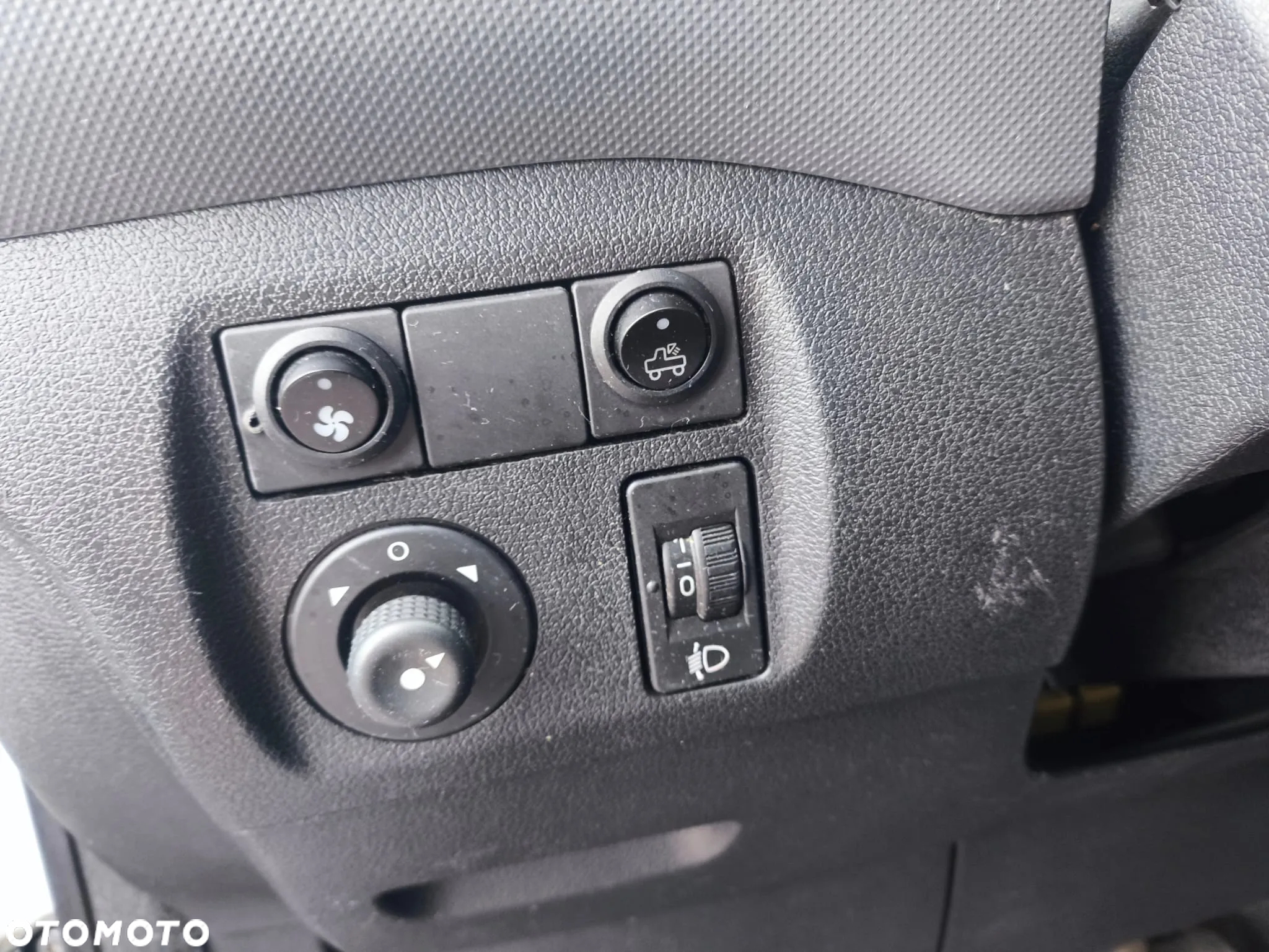 Peugeot PARTNER - 22