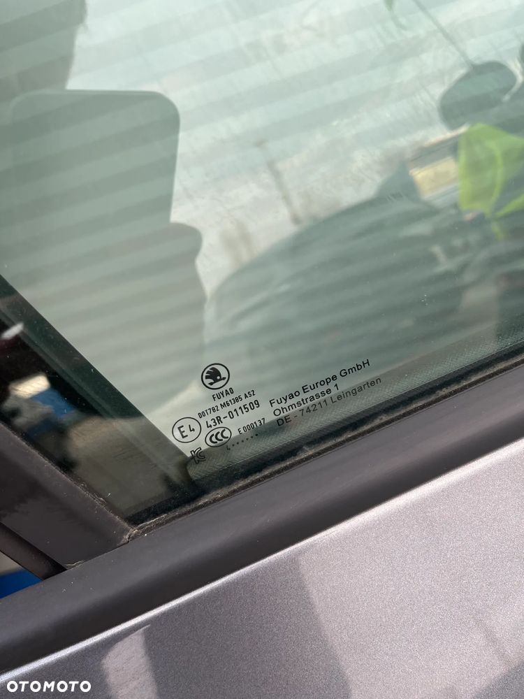 SKODA FABIA IV 4 HATCHBACK DRZWI PRAWE PRZEDNIE TYLNE 2024R LF7C - 10