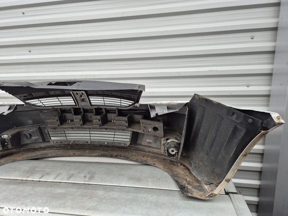Zderzak przód przedni Dodge Journey - 10