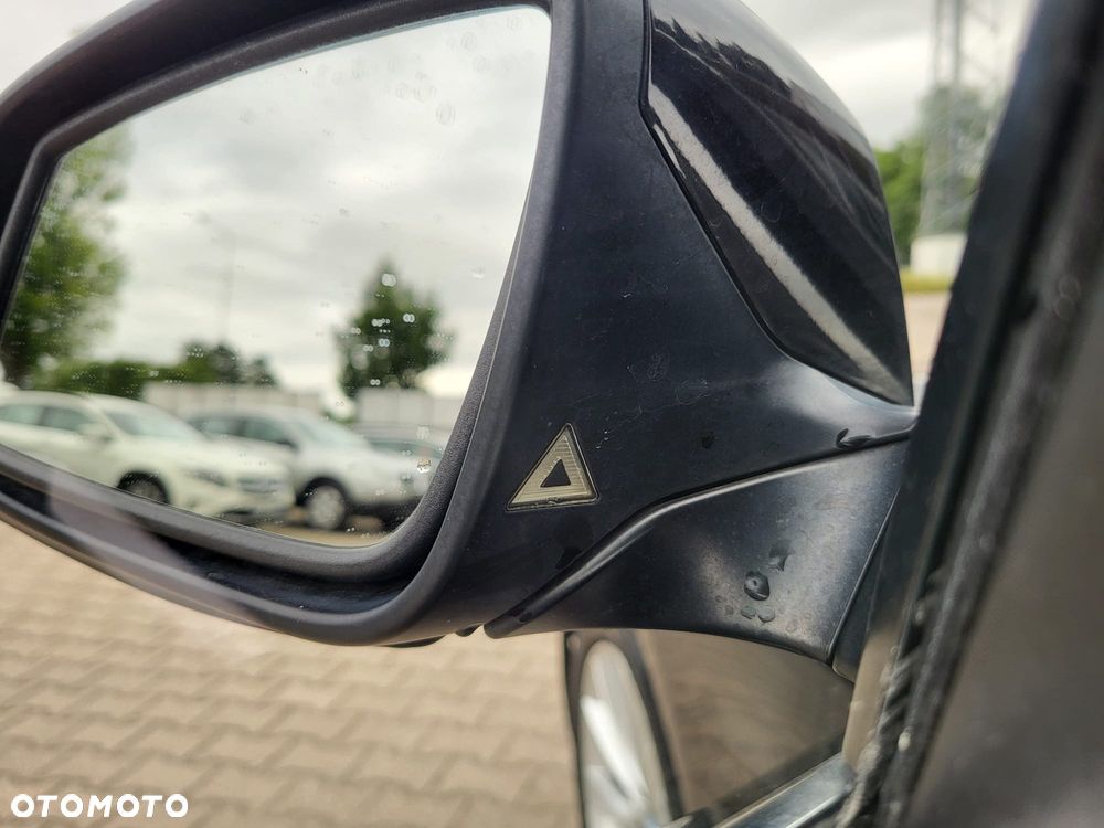 BMW Seria 7 740i Edition Exclusive - 13