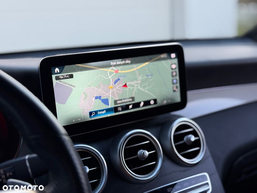 Mercedes-Benz GLC 250 4Matic 9G-TRONIC AMG Line - 9