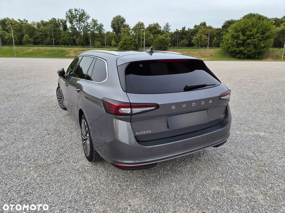 Skoda Superb 2.0 TDI SCR 4x4 L&K DSG - 7