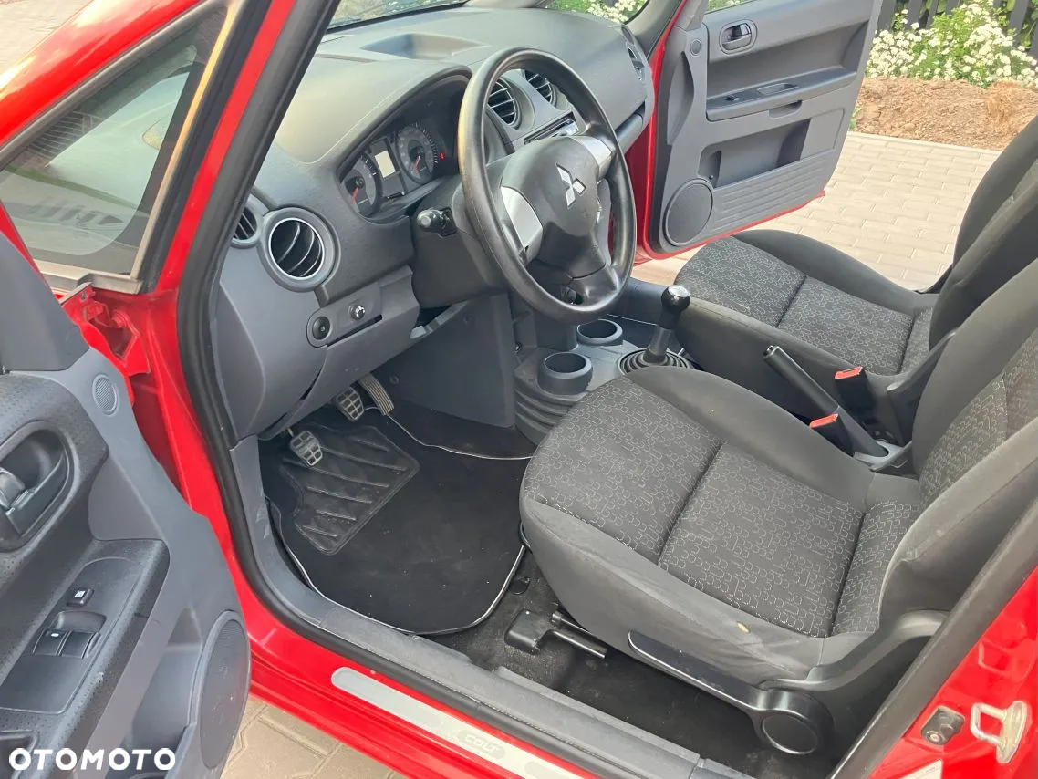 Mitsubishi Colt 1.3 Inform EU5 - 11