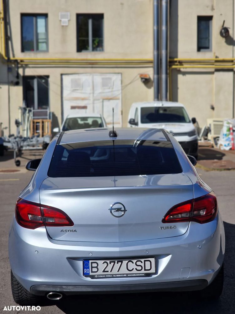 Opel Astra 1.4 Turbo ECOTEC Enjoy - 17