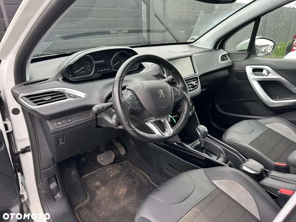 Peugeot 2008 PureTech 110 GPF Stop&Start EAT6 Crossway - 7