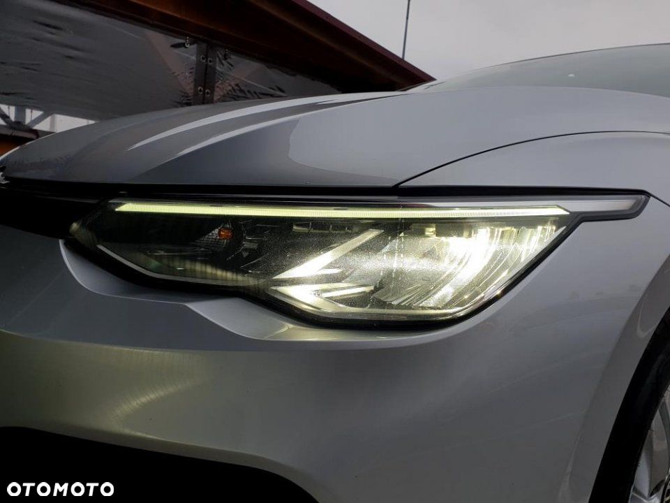 Volkswagen Golf - 37