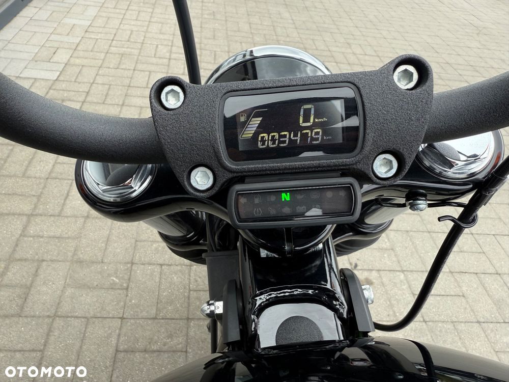 Harley-Davidson Softail Street Bob - 7