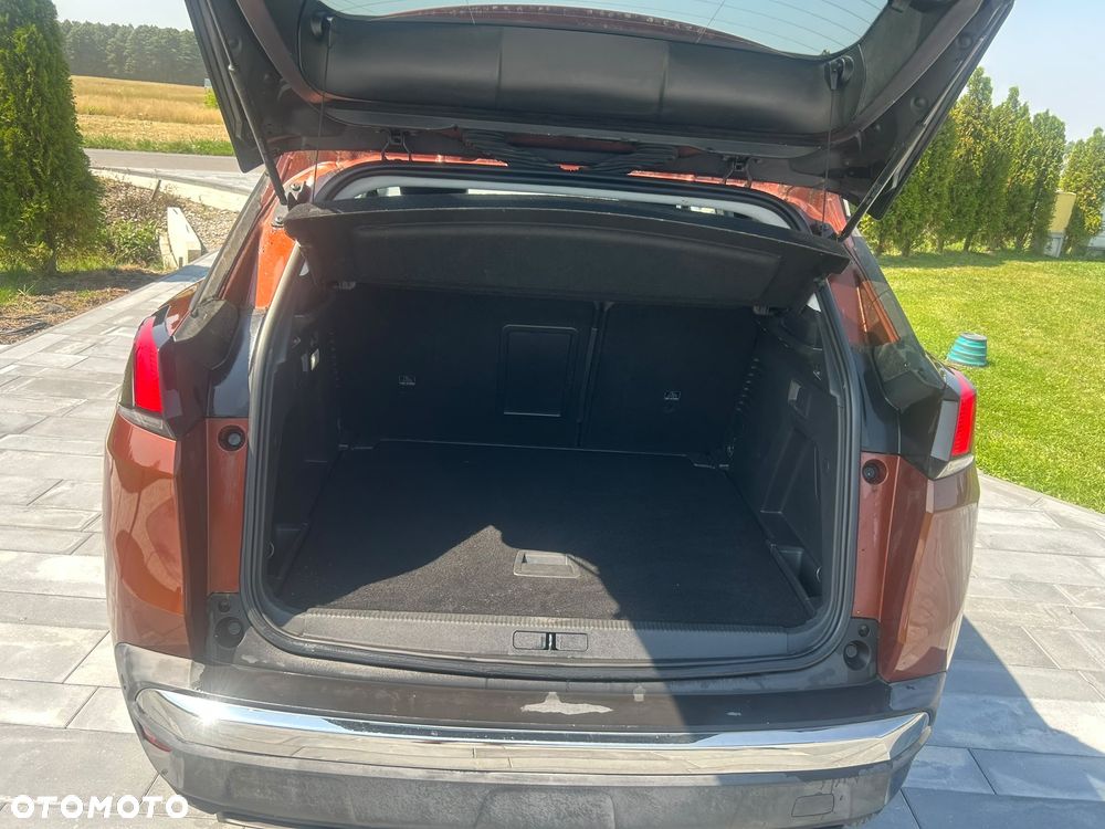 Peugeot 3008 1.2 PureTech Allure S&S - 7