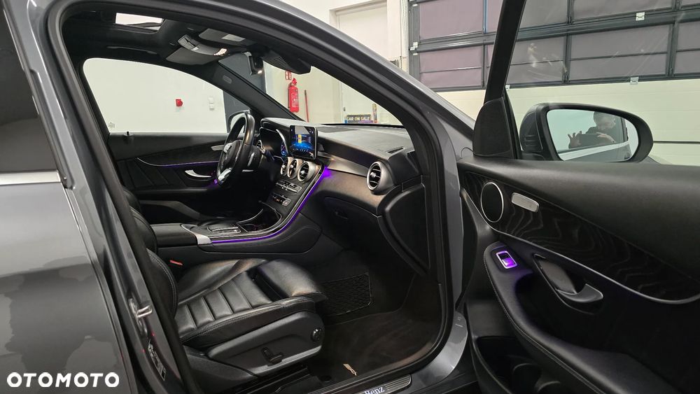 Mercedes-Benz GLC 300 d 4Matic 9G-TRONIC AMG Line Plus - 7