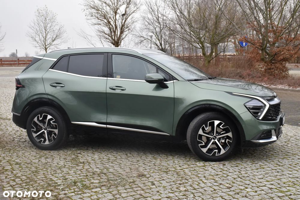 Kia Sportage 1.6 T-GDI HEV Business Line 2WD - 4